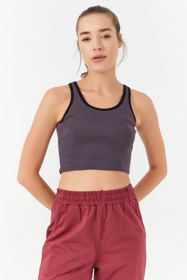 Tommy Life Açık Mor Basic Sıfır Kol Dar Kalıp U Yaka Kadın Crop Top Atlet - 97162. 2 Tommy Life Açık Mor Basic Sıfır Kol Dar Kalıp U Yaka Kadın Crop Top Atlet - 97162. 2
