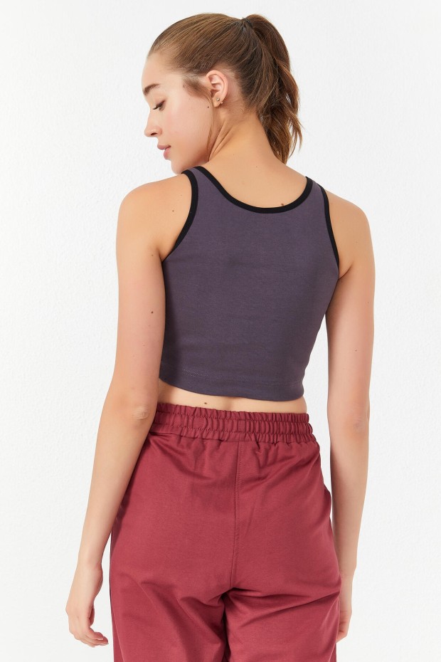 Tommy Life Açık Mor Basic Sıfır Kol Dar Kalıp U Yaka Kadın Crop Top Atlet - 97162. 4 Tommy Life Açık Mor Basic Sıfır Kol Dar Kalıp U Yaka Kadın Crop Top Atlet - 97162. 4