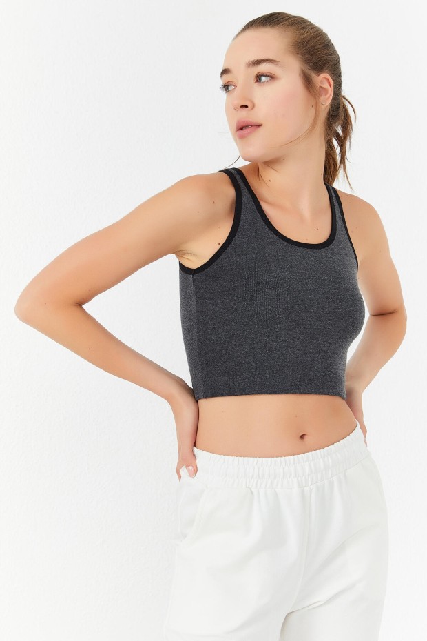 Tommy Life Antrasit Melanj Basic Sıfır Kol Dar Kalıp U Yaka Kadın Crop Top Atlet - 97162. 3