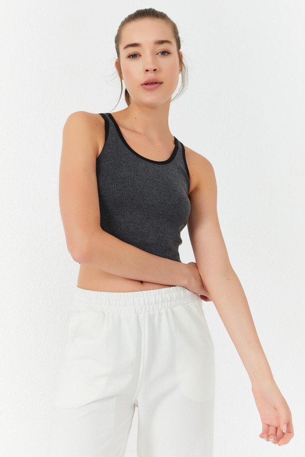 Tommy Life Antrasit Melanj Basic Sıfır Kol Dar Kalıp U Yaka Kadın Crop Top Atlet - 97162. 5 Tommy Life Antrasit Melanj Basic Sıfır Kol Dar Kalıp U Yaka Kadın Crop Top Atlet - 97162. 5
