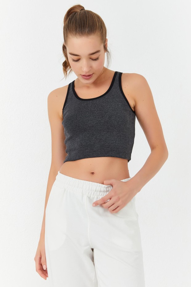 Tommy Life Antrasit Melanj Basic Sıfır Kol Dar Kalıp U Yaka Kadın Crop Top Atlet - 97162. 1 Tommy Life Antrasit Melanj Basic Sıfır Kol Dar Kalıp U Yaka Kadın Crop Top Atlet - 97162. 1