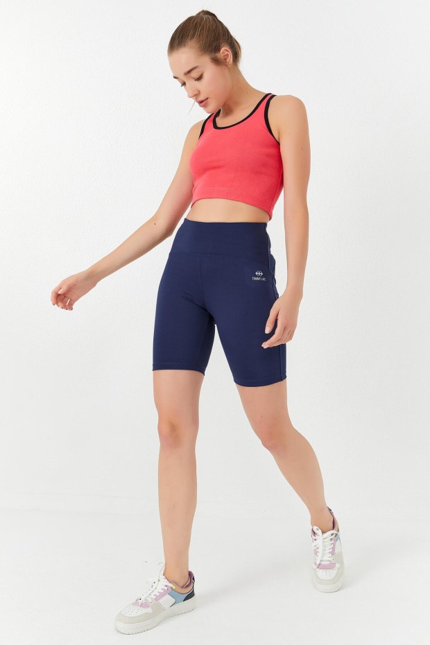 Tommy Life Fuşya Basic Sıfır Kol Dar Kalıp U Yaka Kadın Crop Top Atlet - 97162. 8 Tommy Life Fuşya Basic Sıfır Kol Dar Kalıp U Yaka Kadın Crop Top Atlet - 97162. 8