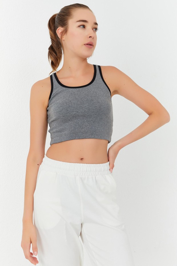 Tommy Life Gri Melanj Basic Sıfır Kol Dar Kalıp U Yaka Kadın Crop Top Atlet - 97162. 5