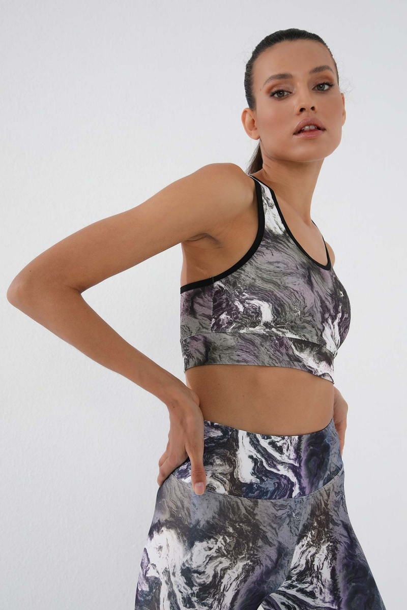 Tommy Life Kahverengi Karışık Batik Desenli Dar Kalıp U Yaka Kadın Spor Büstiyer - 97146. 3 Tommy Life Kahverengi Karışık Batik Desenli Dar Kalıp U Yaka Kadın Spor Büstiyer - 97146. 3
