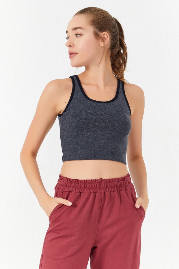 Tommy Life Lacivert Melanj Basic Sıfır Kol Dar Kalıp U Yaka Kadın Crop Top Atlet - 97162. 6 Tommy Life Lacivert Melanj Basic Sıfır Kol Dar Kalıp U Yaka Kadın Crop Top Atlet - 97162. 6