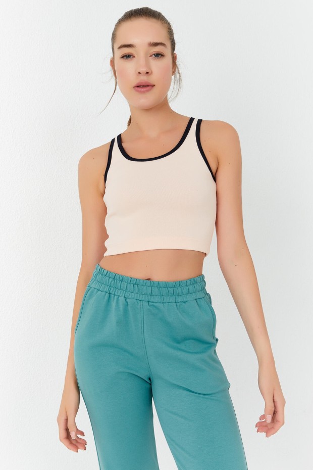 Tommy Life Somon Basic Sıfır Kol Dar Kalıp U Yaka Kadın Crop Top Atlet - 97162. 2