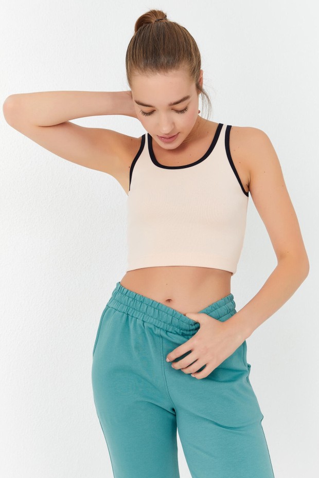 Tommy Life Somon Basic Sıfır Kol Dar Kalıp U Yaka Kadın Crop Top Atlet - 97162. 5 Tommy Life Somon Basic Sıfır Kol Dar Kalıp U Yaka Kadın Crop Top Atlet - 97162. 5