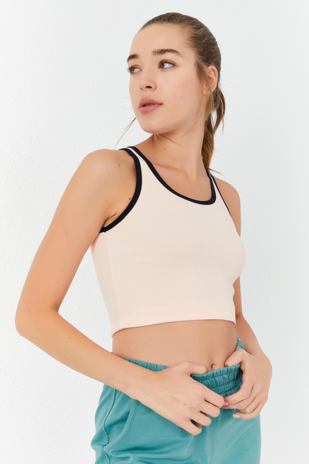 Tommy Life Somon Basic Sıfır Kol Dar Kalıp U Yaka Kadın Crop Top Atlet - 97162. 3