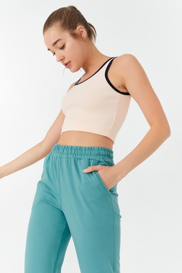 Tommy Life Somon Basic Sıfır Kol Dar Kalıp U Yaka Kadın Crop Top Atlet - 97162. 6 Tommy Life Somon Basic Sıfır Kol Dar Kalıp U Yaka Kadın Crop Top Atlet - 97162. 6
