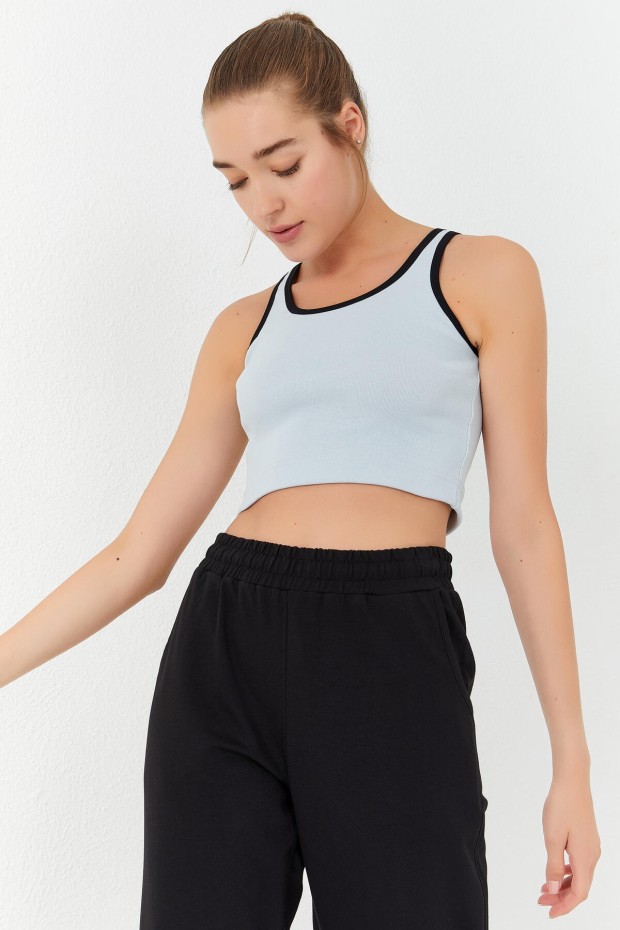 Tommy Life Taş Basic Sıfır Kol Dar Kalıp U Yaka Kadın Crop Top Atlet - 97162. 4