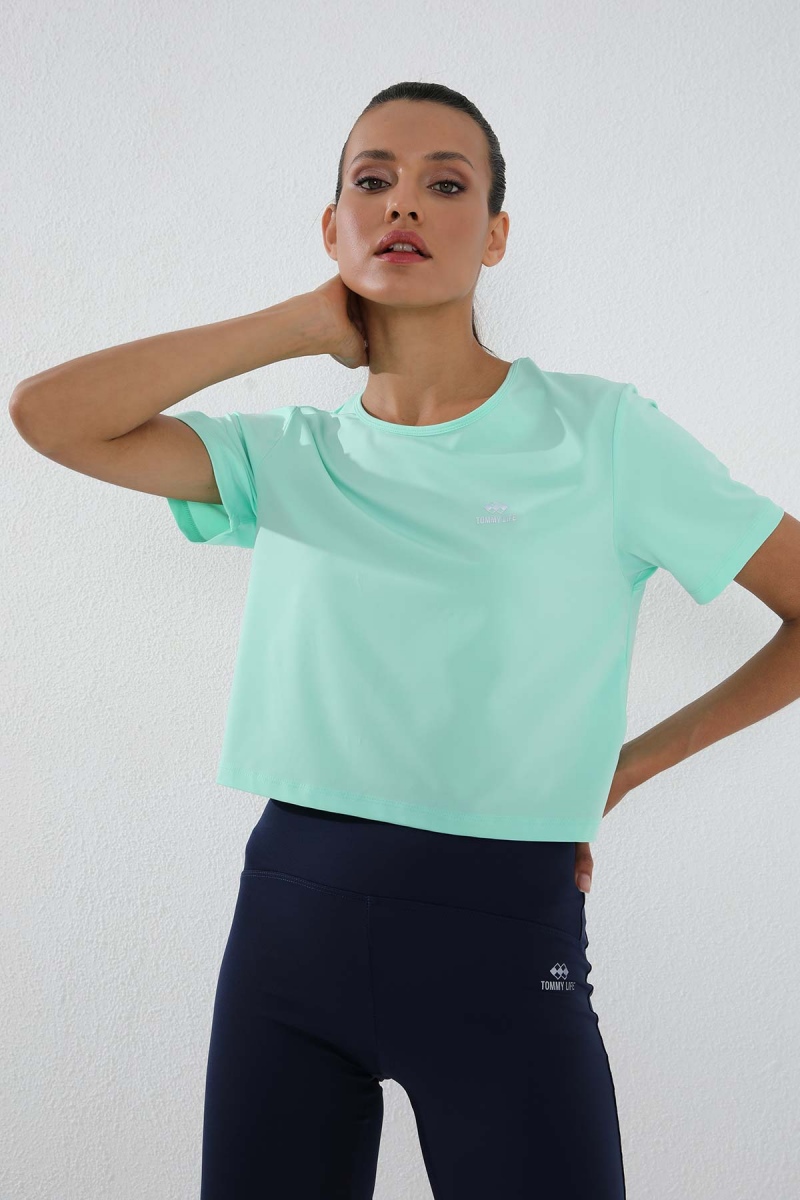 Tommy Life Mint Yeşili Basic Kısa Kol Standart Kalıp O Yaka Kadın Crop Top T-Shirt - 97143. 1