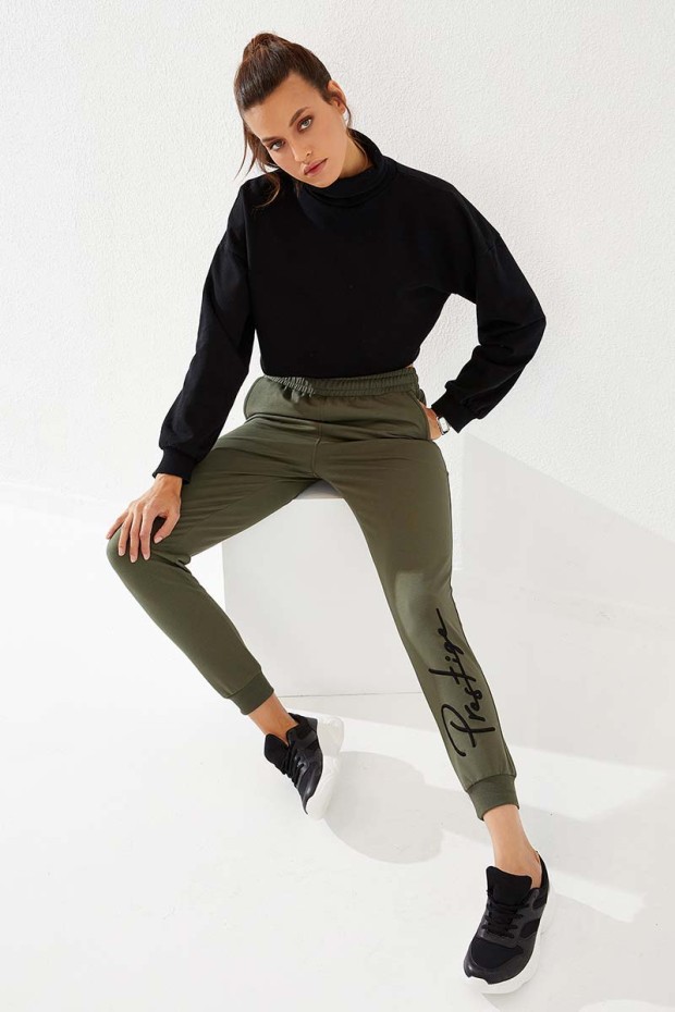 Tommy Life Haki Yazı Nakışlı Jogger Rahat Form Manşetli Kadın Eşofman Alt - 94578. 1 Tommy Life Haki Yazı Nakışlı Jogger Rahat Form Manşetli Kadın Eşofman Alt - 94578. 1
