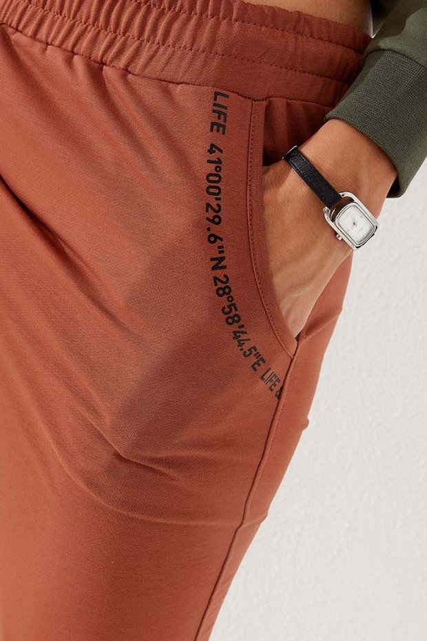 Tommy Life Tarçın Baskı Cepli Jogger Rahat Form Manşetli Kadın Eşofman Alt - 94574. 5 Tommy Life Tarçın Baskı Cepli Jogger Rahat Form Manşetli Kadın Eşofman Alt - 94574. 5