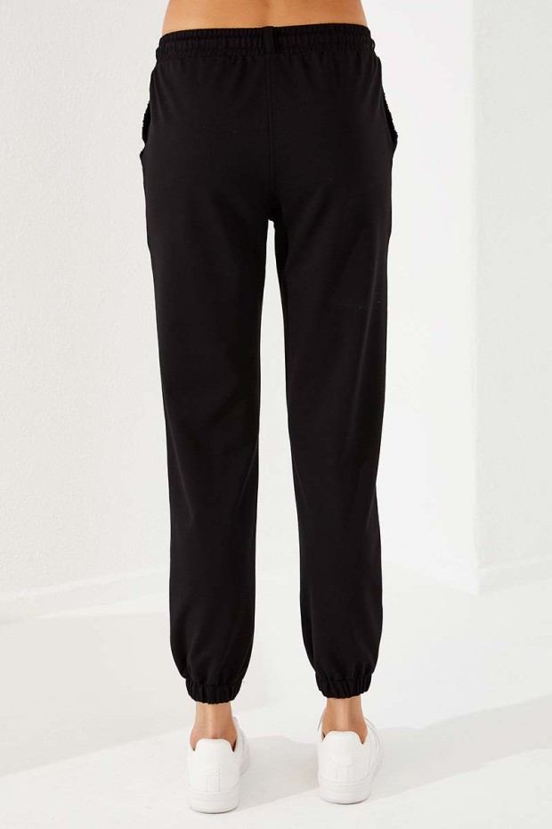Tommy Life Siyah Büzgü Cepli Rahat Form Jogger Kadın Eşofman Alt - 94580. 4 Tommy Life Siyah Büzgü Cepli Rahat Form Jogger Kadın Eşofman Alt - 94580. 4