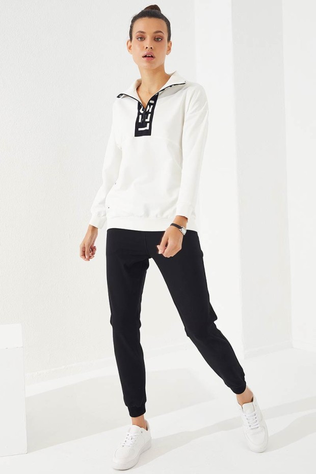 Tommy Life Ekru - Siyah Yarım Fermuar Dik Yaka Rahat Form Manşetli Kadın Eşofman Takım - 95263. 7 Tommy Life Ekru - Siyah Yarım Fermuar Dik Yaka Rahat Form Manşetli Kadın Eşofman Takım - 95263. 7