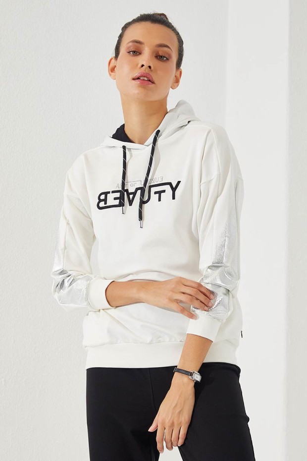 Tommy Life Ekru - Siyah Kapüşonlu Yazı Nakışlı Rahat Form Manşetli Kadın Eşofman Takımı - 95260. 7 Tommy Life Ekru - Siyah Kapüşonlu Yazı Nakışlı Rahat Form Manşetli Kadın Eşofman Takımı - 95260. 7