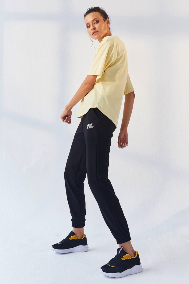 Tommy Life Sarı - Siyah Yazı Baskılı Cepli Bağcıklı Jogger Kadın Oversize Eşofman Takım - 95293. 6 Tommy Life Sarı - Siyah Yazı Baskılı Cepli Bağcıklı Jogger Kadın Oversize Eşofman Takım - 95293. 6