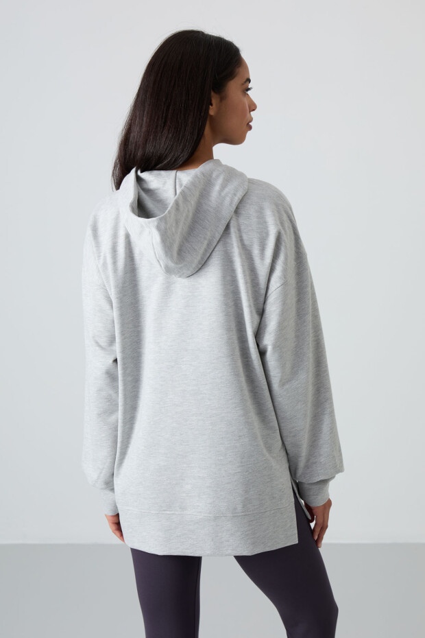 Gri Melanj Balon Kol Yazı Nakışlı Kadın Oversize Tunik Sweatshirt - 97163 - 6