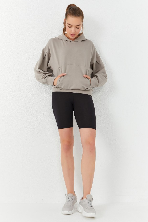Tommy Life Koyu Bej Balon Kol Kapüşonlu Kadın Oversize Sweatshirt - 97156. 2 Tommy Life Koyu Bej Balon Kol Kapüşonlu Kadın Oversize Sweatshirt - 97156. 2