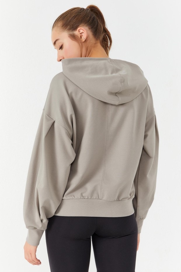 Tommy Life Koyu Bej Balon Kol Kapüşonlu Kadın Oversize Sweatshirt - 97156. 8 Tommy Life Koyu Bej Balon Kol Kapüşonlu Kadın Oversize Sweatshirt - 97156. 8