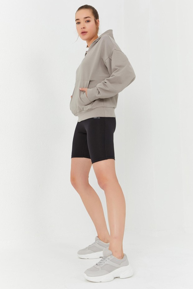 Tommy Life Koyu Bej Balon Kol Kapüşonlu Kadın Oversize Sweatshirt - 97156. 4 Tommy Life Koyu Bej Balon Kol Kapüşonlu Kadın Oversize Sweatshirt - 97156. 4