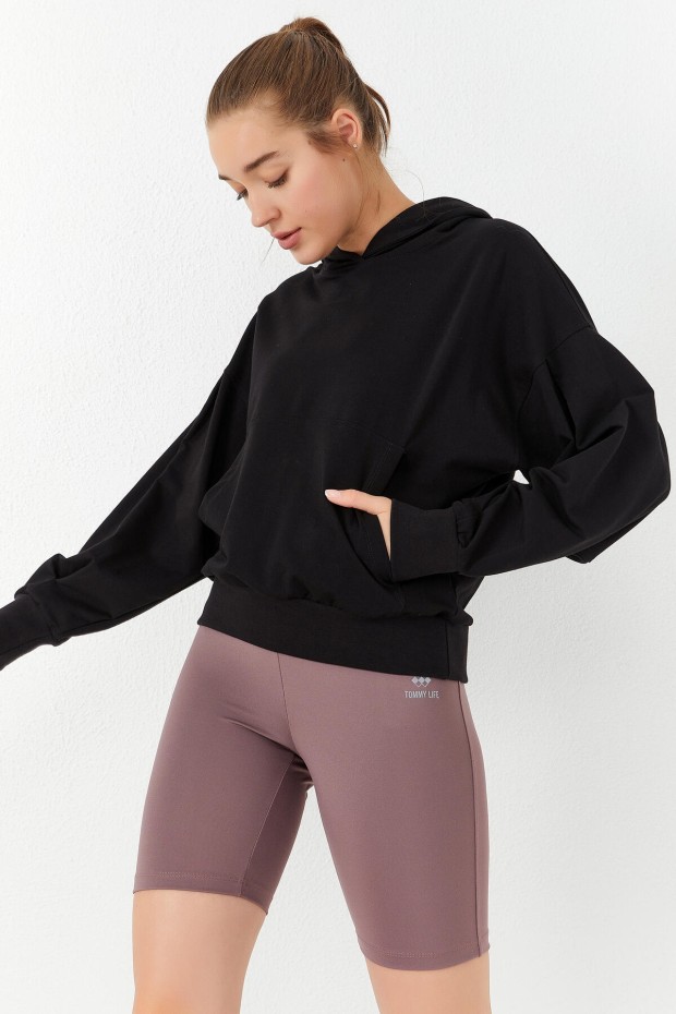 Tommy Life Siyah Balon Kol Kapüşonlu Kadın Oversize Sweatshirt - 97156. 5 Tommy Life Siyah Balon Kol Kapüşonlu Kadın Oversize Sweatshirt - 97156. 5