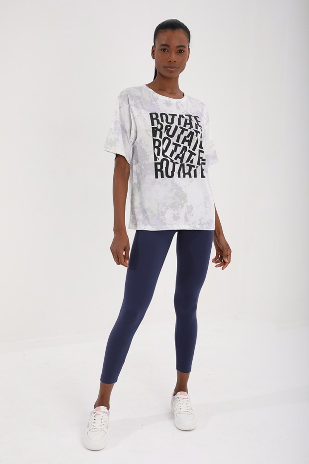 Tommy Life Mor Yazı Baskılı Batik Desenli O Yaka Kadın Oversize T-Shirt - 97126. 4 Tommy Life Mor Yazı Baskılı Batik Desenli O Yaka Kadın Oversize T-Shirt - 97126. 4