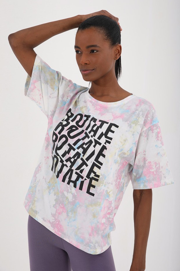 Tommy Life Pembe Yazı Baskılı Batik Desenli O Yaka Kadın Oversize T-Shirt - 97126. 2