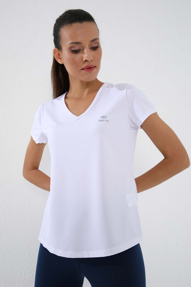 Tommy Life Beyaz Basic Kısa Kol Standart Kalıp V Yaka Kadın T-Shirt - 97145. 7