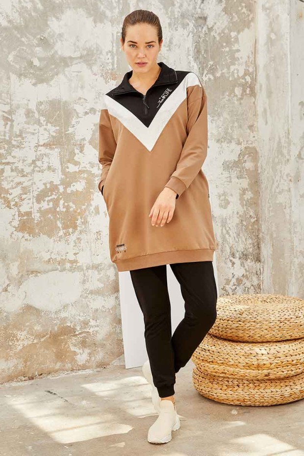 Tommy Life Toprak - Siyah Dik Yaka Yarım Fermuar Rahat Form Jogger Kadın Eşofman Tunik Takım - 95234. 1 Tommy Life Toprak - Siyah Dik Yaka Yarım Fermuar Rahat Form Jogger Kadın Eşofman Tunik Takım - 95234. 1