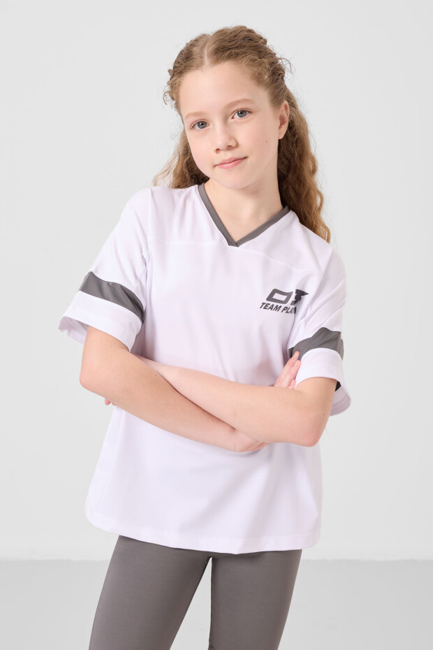 Beyaz-Koyu Gri V Yaka Kemer Detaylı Standart Fit Performans Kız Çocuk Tayt Takım - 75187 - 5
