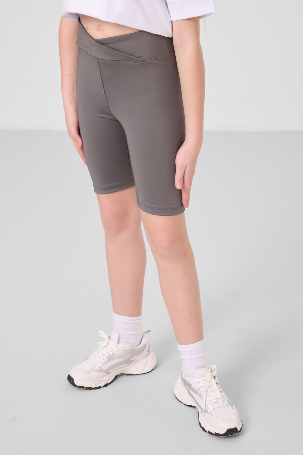 Beyaz-Koyu Gri V Yaka Kemer Detaylı Standart Fit Performans Kız Çocuk Tayt Takım - 75187 - 4