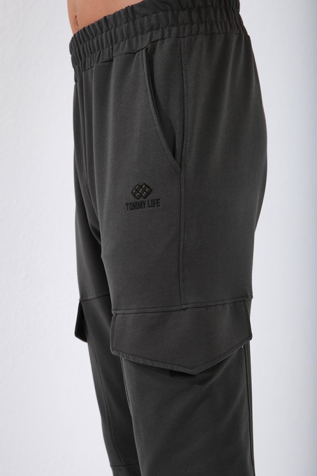 Tommy Life Haki Kargo Cep Dar Kalıp Jogger Erkek Eşofman Alt - 84796. 5 Tommy Life Haki Kargo Cep Dar Kalıp Jogger Erkek Eşofman Alt - 84796. 5