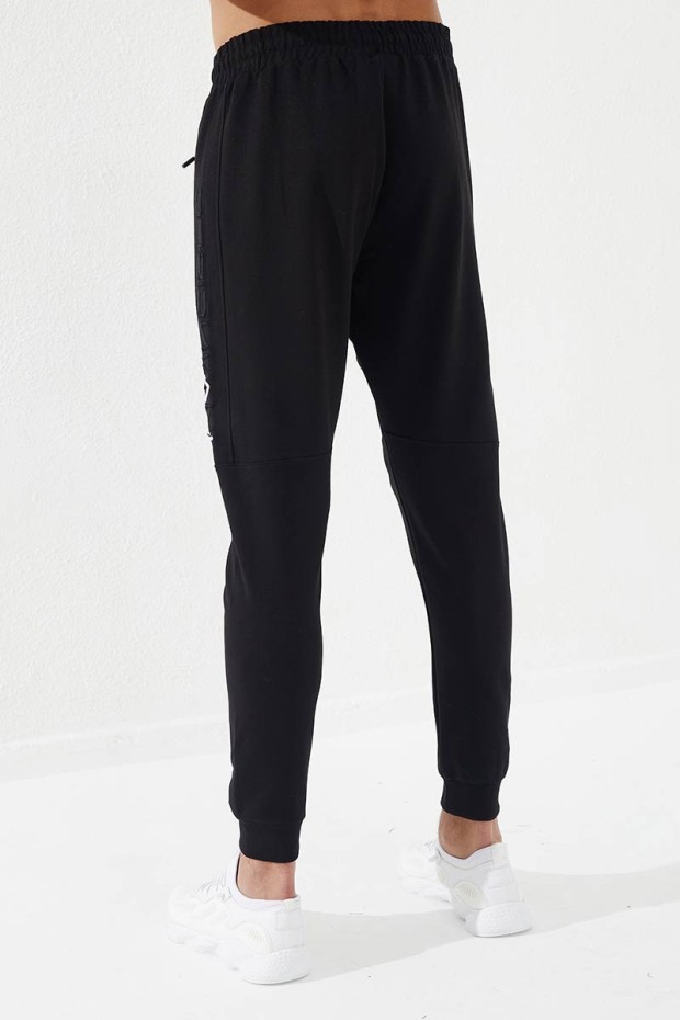 Tommy Life Siyah Erkek Nakış Detaylı Dar Kalıp Jogger Eşofman Alt - 84792. 1 Tommy Life Siyah Erkek Nakış Detaylı Dar Kalıp Jogger Eşofman Alt - 84792. 1