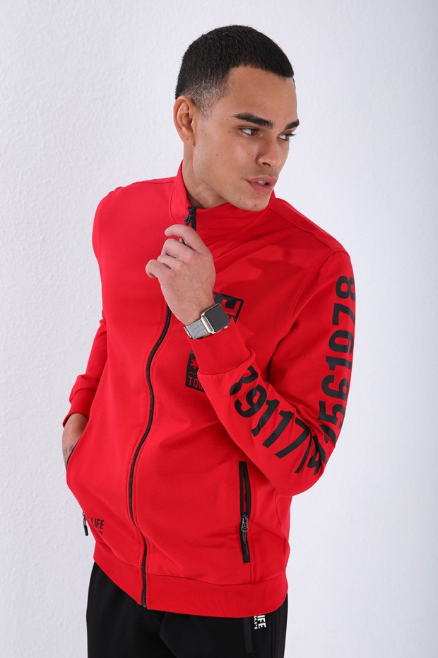 Tommy Life Kırmızı - Siyah Dik Yaka Yazı Baskılı Standart Kalıp Manşetli Erkek Eşofman Takımı - 85149. 16 Tommy Life Kırmızı - Siyah Dik Yaka Yazı Baskılı Standart Kalıp Manşetli Erkek Eşofman Takımı - 85149. 16