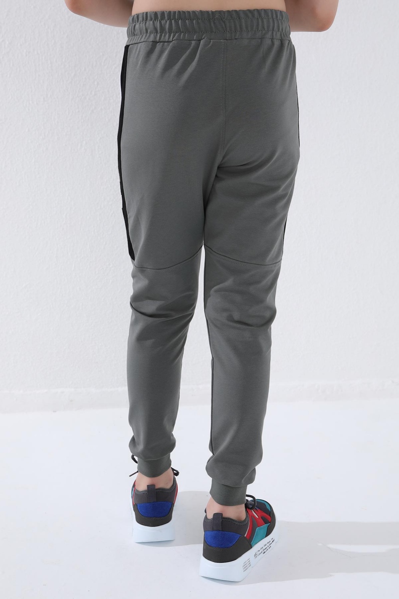 Tommy Life Çağla Erkek Çocuk Jogger Yarım Şeritli Standart Kalıp Manşetli Eşofman Alt - 64047. 8 Tommy Life Çağla Erkek Çocuk Jogger Yarım Şeritli Standart Kalıp Manşetli Eşofman Alt - 64047. 8