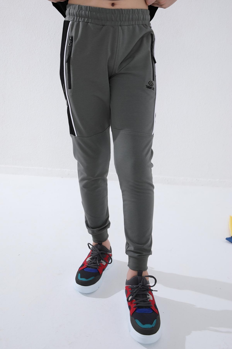 Tommy Life Çağla Erkek Çocuk Jogger Yarım Şeritli Standart Kalıp Manşetli Eşofman Alt - 64047. 7 Tommy Life Çağla Erkek Çocuk Jogger Yarım Şeritli Standart Kalıp Manşetli Eşofman Alt - 64047. 7