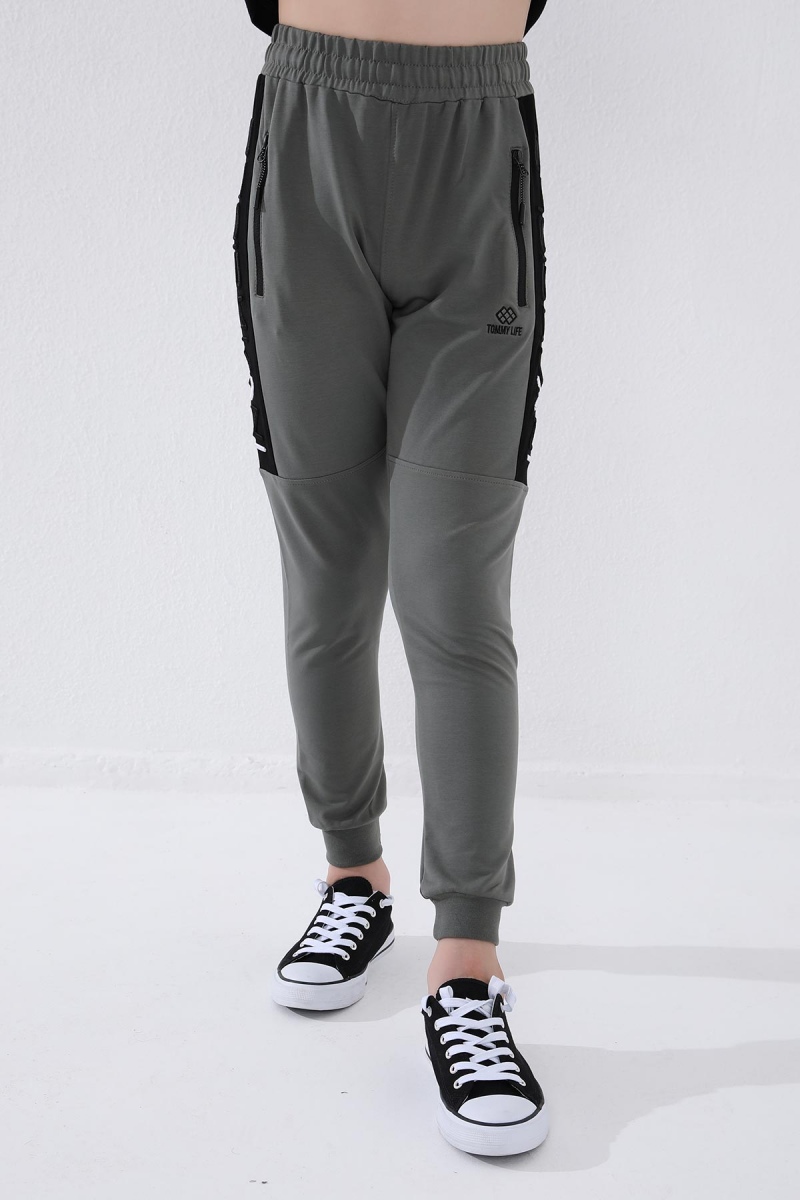 Tommy Life Çağla Erkek Çocuk Yazı Nakışlı Yarım Şeritli Jogger Dar Kalıp Manşetli Eşofman Alt - 64050. 7 Tommy Life Çağla Erkek Çocuk Yazı Nakışlı Yarım Şeritli Jogger Dar Kalıp Manşetli Eşofman Alt - 64050. 7