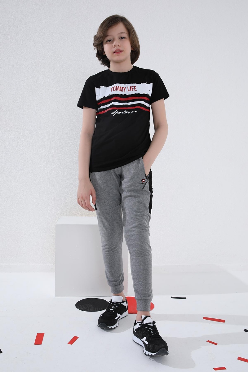 Tommy Life Gri Melanj Erkek Çocuk Yazı Nakışlı Yarım Şeritli Jogger Dar Kalıp Manşetli Eşofman Alt - 64050. 2 Tommy Life Gri Melanj Erkek Çocuk Yazı Nakışlı Yarım Şeritli Jogger Dar Kalıp Manşetli Eşofman Alt - 64050. 2
