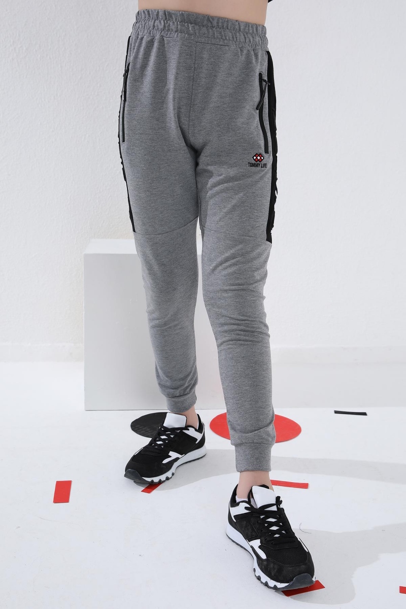 Tommy Life Gri Melanj Erkek Çocuk Yazı Nakışlı Yarım Şeritli Jogger Dar Kalıp Manşetli Eşofman Alt - 64050. 4 Tommy Life Gri Melanj Erkek Çocuk Yazı Nakışlı Yarım Şeritli Jogger Dar Kalıp Manşetli Eşofman Alt - 64050. 4