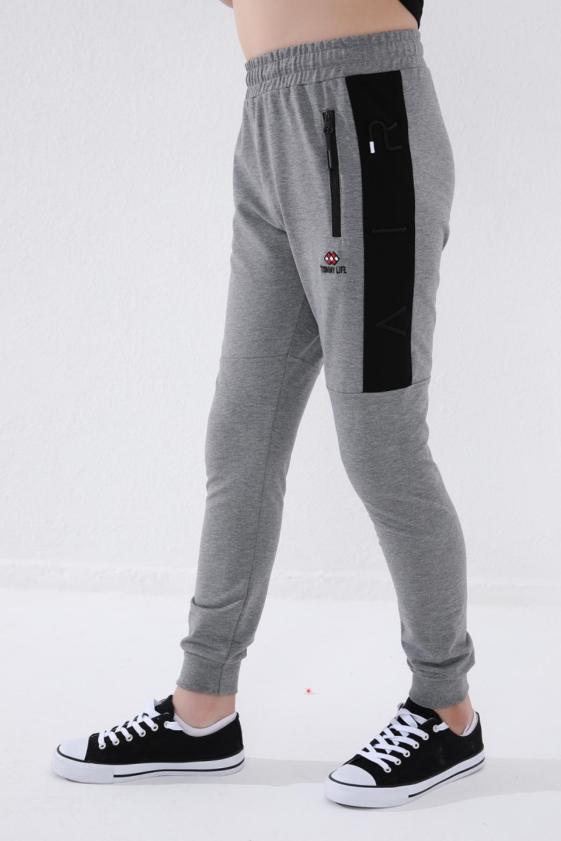 Tommy Life Gri Melanj Erkek Çocuk Yazı Nakışlı Yarım Şeritli Jogger Dar Kalıp Manşetli Eşofman Alt - 64046. 1 Tommy Life Gri Melanj Erkek Çocuk Yazı Nakışlı Yarım Şeritli Jogger Dar Kalıp Manşetli Eşofman Alt - 64046. 1
