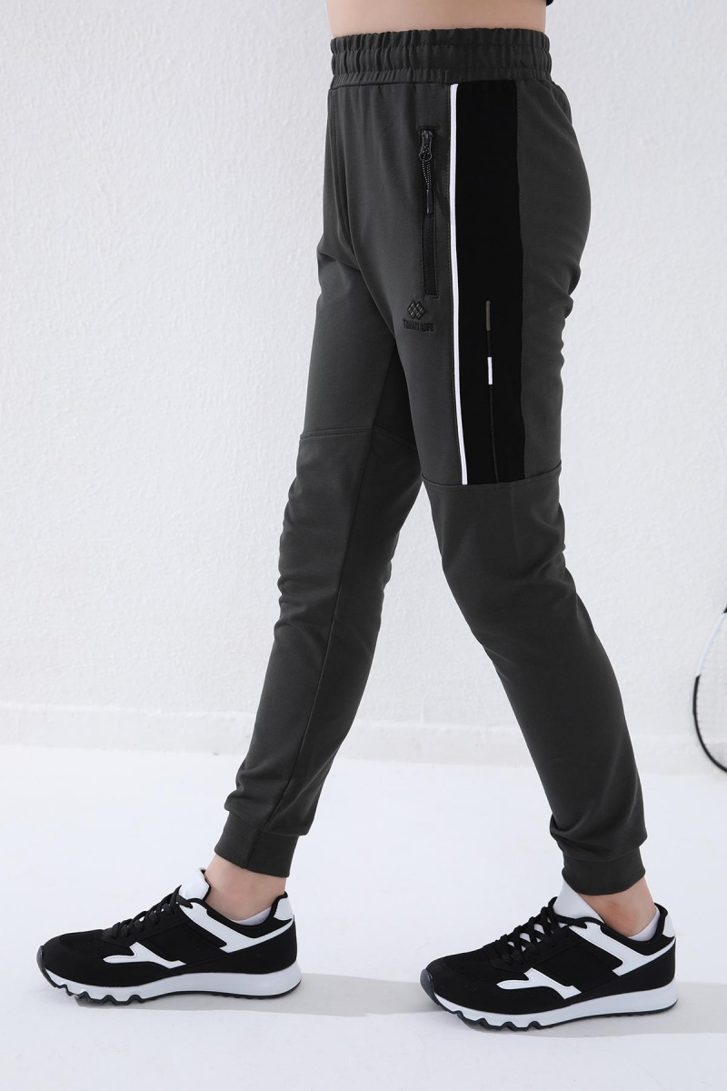 Tommy Life Haki Erkek Çocuk Jogger Yarım Şeritli Standart Kalıp Manşetli Eşofman Alt - 64047. 3 Tommy Life Haki Erkek Çocuk Jogger Yarım Şeritli Standart Kalıp Manşetli Eşofman Alt - 64047. 3