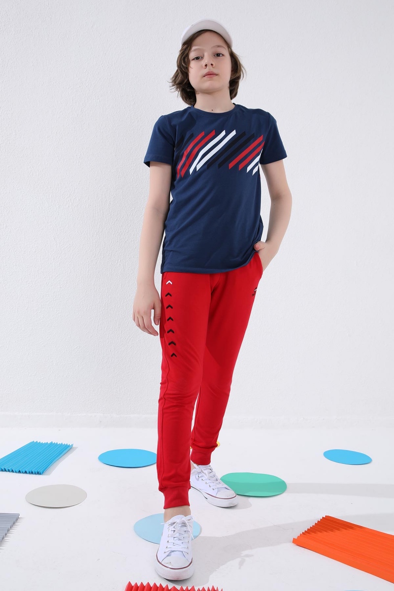 Tommy Life Kırmızı Erkek Çocuk Nakışlı Fermuar Cep Standart Kalıp Manşetli Eşofman Alt - 64044. 2 Tommy Life Kırmızı Erkek Çocuk Nakışlı Fermuar Cep Standart Kalıp Manşetli Eşofman Alt - 64044. 2