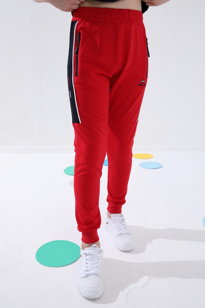 Tommy Life Kırmızı Erkek Çocuk Jogger Yarım Şeritli Standart Kalıp Manşetli Eşofman Alt - 64047. 6 Tommy Life Kırmızı Erkek Çocuk Jogger Yarım Şeritli Standart Kalıp Manşetli Eşofman Alt - 64047. 6