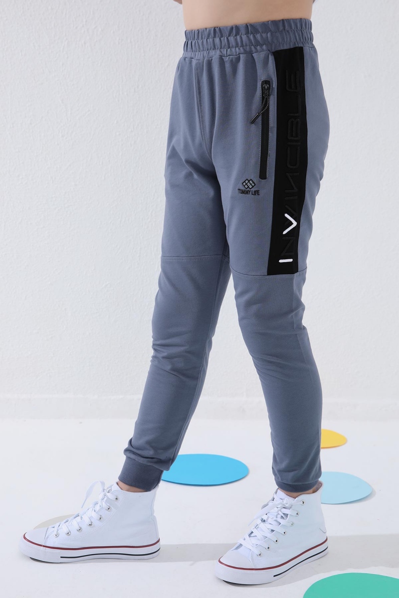Tommy Life Petrol Erkek Çocuk Yazı Nakışlı Yarım Şeritli Jogger Dar Kalıp Manşetli Eşofman Alt - 64050. 2 Tommy Life Petrol Erkek Çocuk Yazı Nakışlı Yarım Şeritli Jogger Dar Kalıp Manşetli Eşofman Alt - 64050. 2