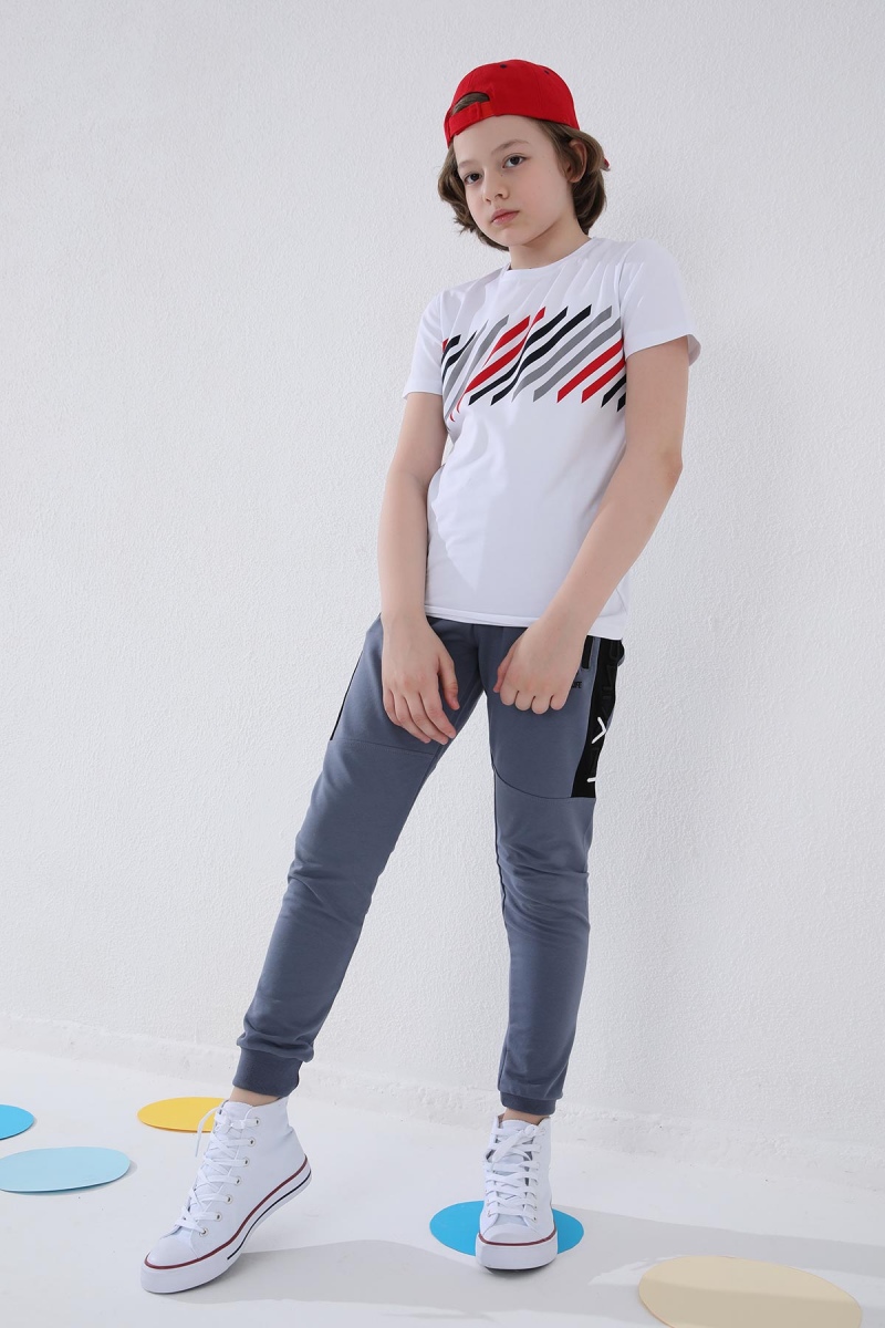 Tommy Life Petrol Erkek Çocuk Yazı Nakışlı Yarım Şeritli Jogger Dar Kalıp Manşetli Eşofman Alt - 64050. 3 Tommy Life Petrol Erkek Çocuk Yazı Nakışlı Yarım Şeritli Jogger Dar Kalıp Manşetli Eşofman Alt - 64050. 3