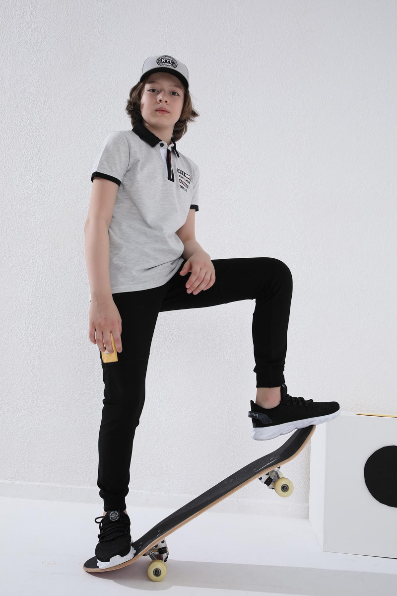 Tommy Life Siyah - Hardal Erkek Çocuk Yazı Nakışlı Yarım Şeritli Jogger Dar Kalıp Manşetli Eşofman Alt - 64050. 6 Tommy Life Siyah - Hardal Erkek Çocuk Yazı Nakışlı Yarım Şeritli Jogger Dar Kalıp Manşetli Eşofman Alt - 64050. 6