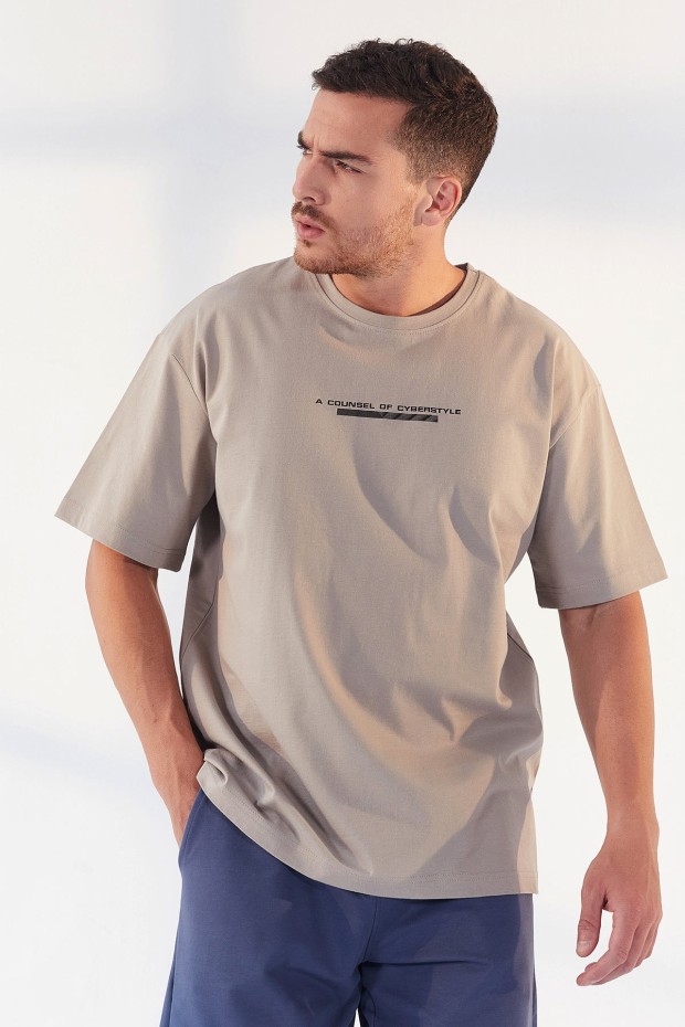 Tommy Life Koyu Bej Yazı Baskılı O Yaka Erkek Oversize T-Shirt - 87984. 6