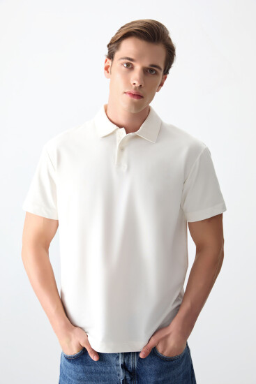 Ekru Pamuklu Kalın Yumuşak Dokulu Polo Yaka Oversize Fit Basic Erkek T- Shirt - 88381 