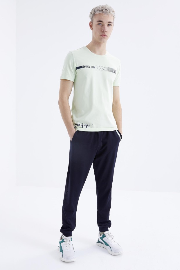 Tommy Life Açık Yeşil - Lacivert Baskı Detaylı O Yaka Standart Kalıp Manşetli Erkek Eşofman Takım - 85175. 3 Tommy Life Açık Yeşil - Lacivert Baskı Detaylı O Yaka Standart Kalıp Manşetli Erkek Eşofman Takım - 85175. 3